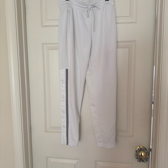 NWT Adidas cropped sport pant - Picture 1 of 3